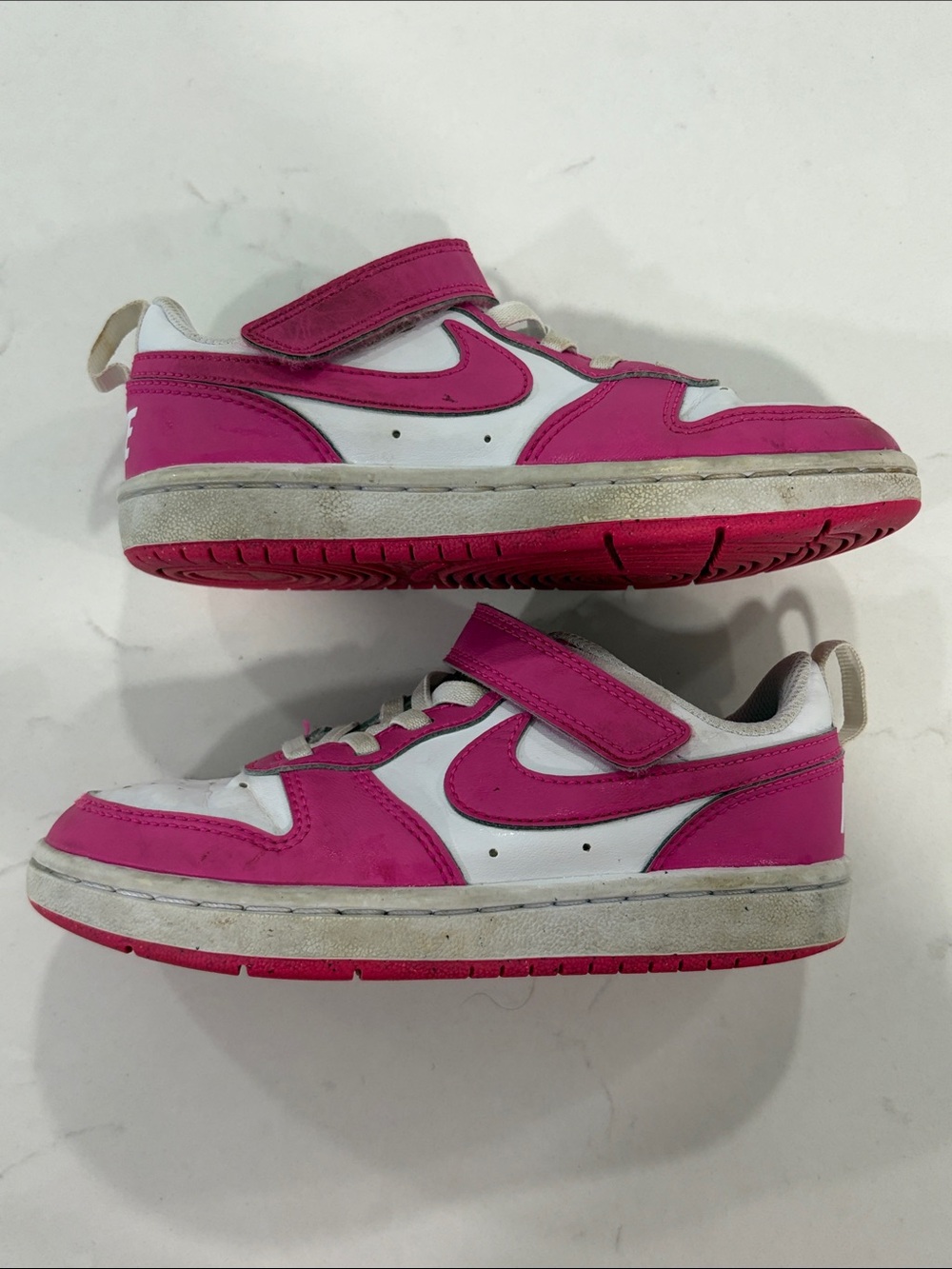 Nike Kids Pink and White Velcro Low-Top Sneakers